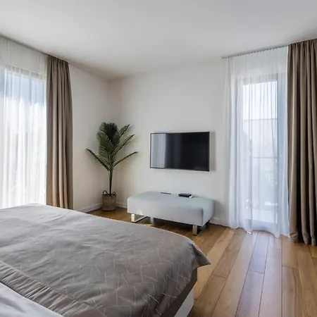 Villa Luxury Miani Split