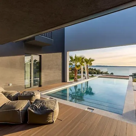 Luxury Miani